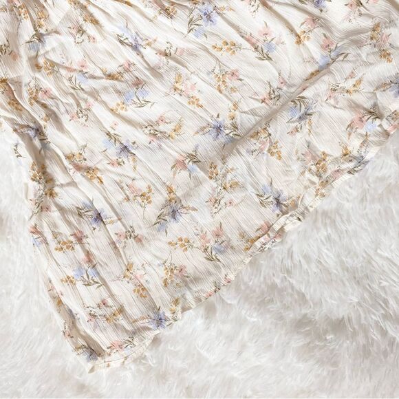 Puff Sleeve Cream Floral Dress - Picture 3 of 5